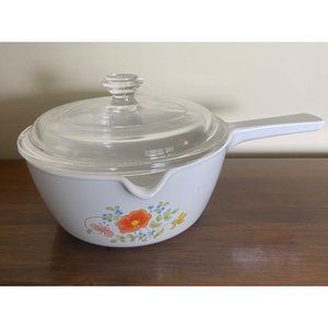 Corning ware Floral Bouquet 1 pint Pot with Lid  P-81-B